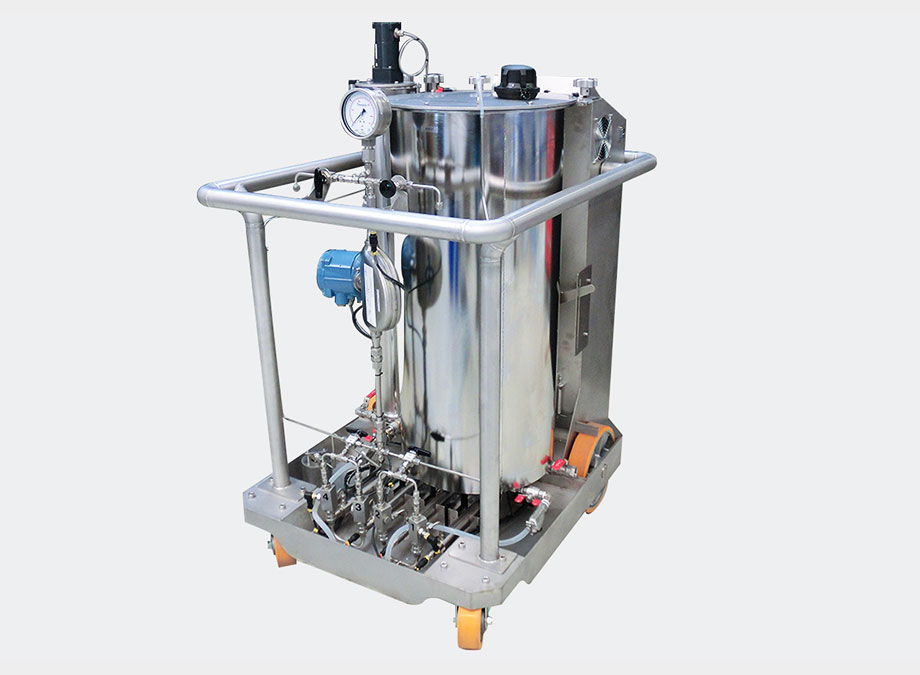 Controlled chemical tracer injection system